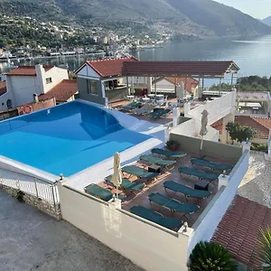 Makis Village-apartments Apartment